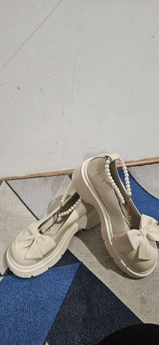 Продам женские обуви