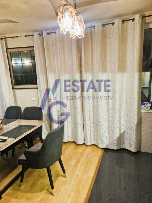 Продава се Тристаен апартамент в Бургас, Сарафово - 129 кв.м за 672 €/кв.м - Снимка #2