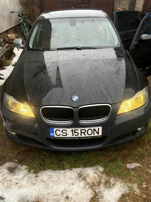 Vând BMW seria3,benzină,automată,nu scoate zgomote.