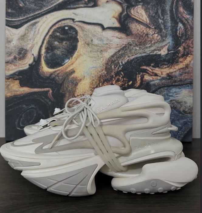 Adidasi balmain unicorn white