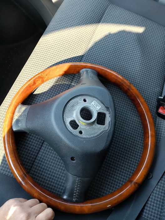 Махагонов волан Ауди а4/а6