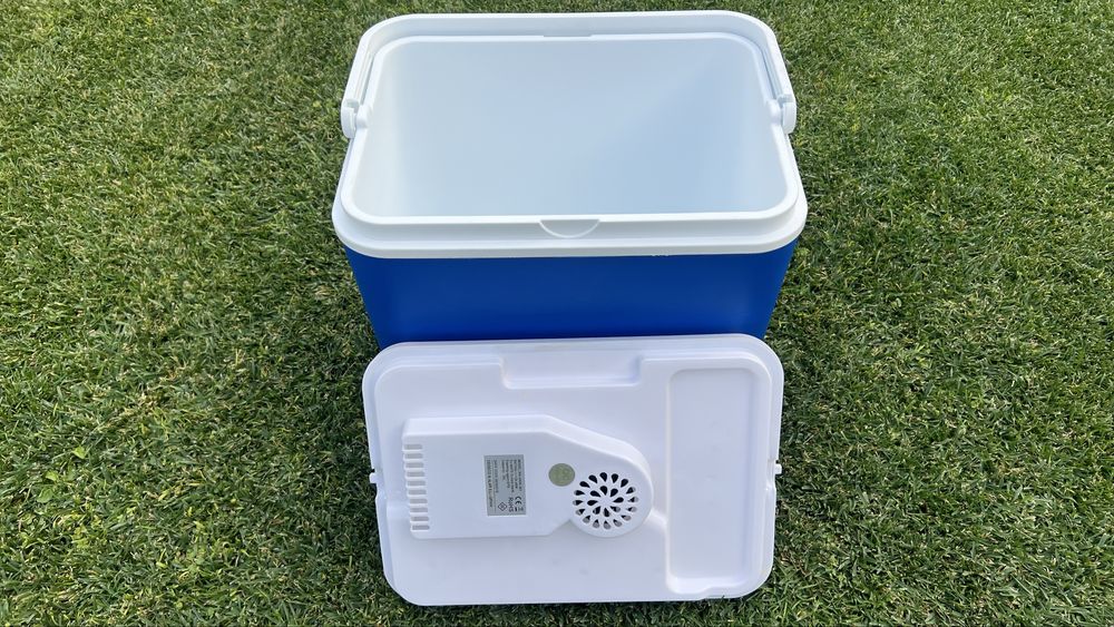 Хладилна чанта 30 L  12V