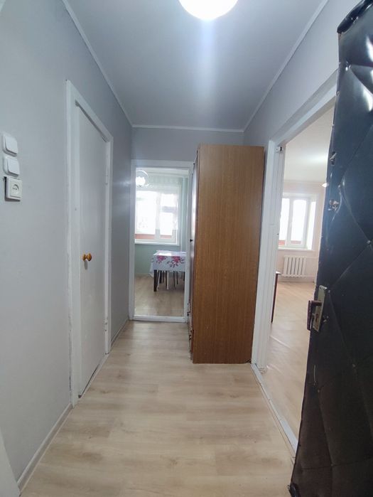 Продам 1ком центр Революция