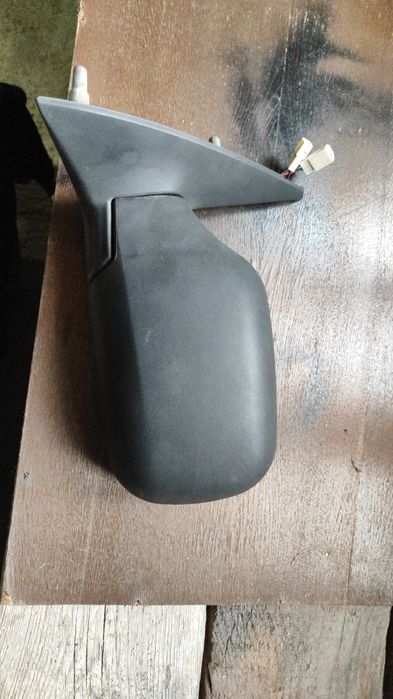 Зеркало на Шевроле нива