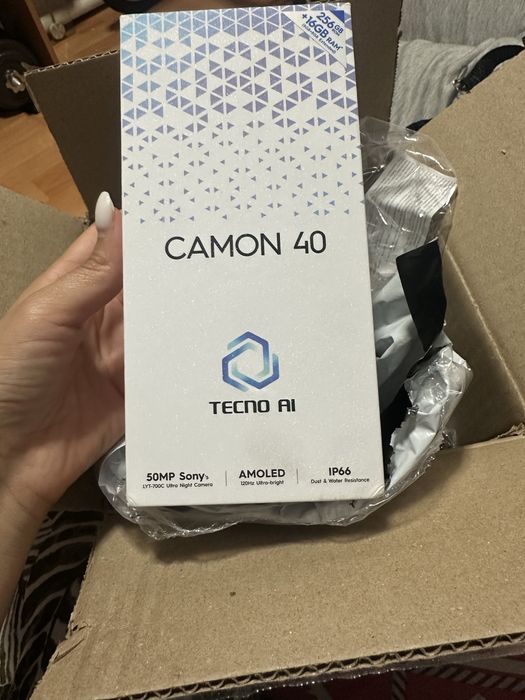 Продам обсолютно новый телефон