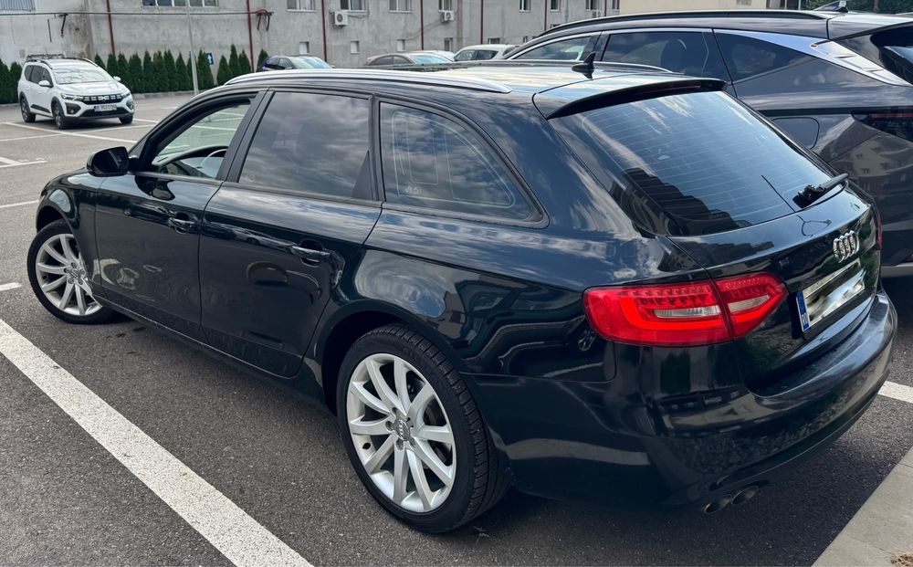 AUDI A4, B8, 5 an 2013, motor 2.0 TDI, automat