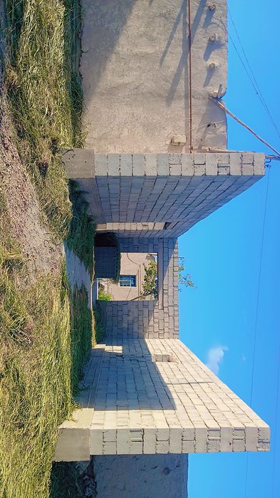 Uy sotiladi 20 sotgdan ziyod