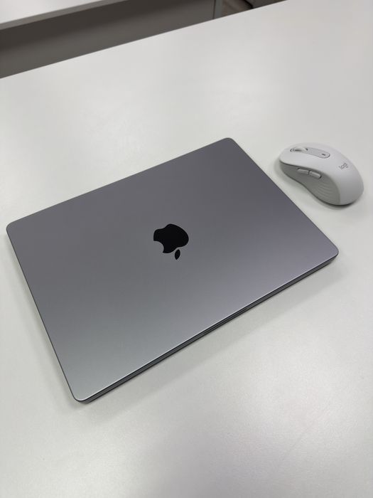 MacBook Pro Apple