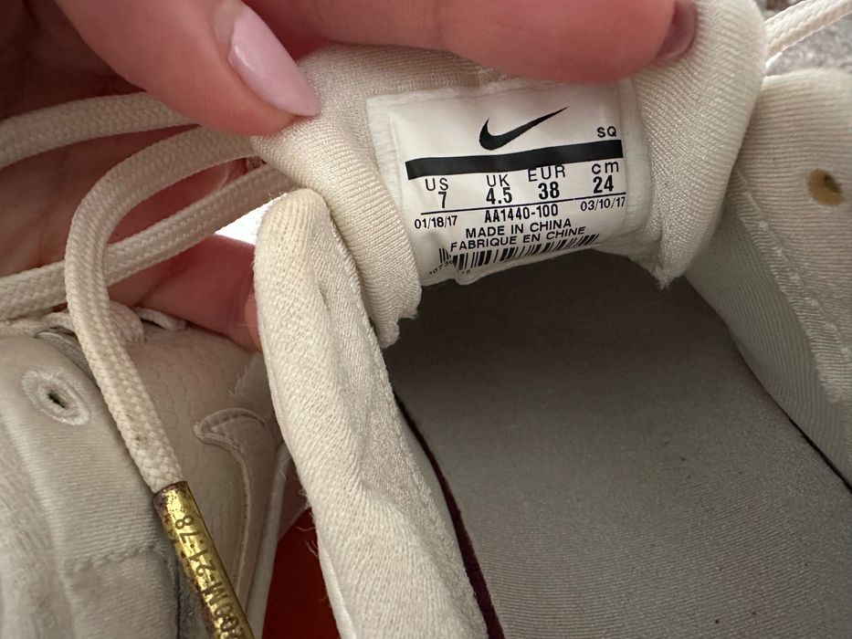 Дамски маратонки Nike