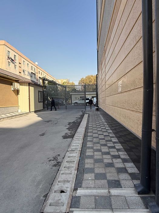 Продаётся 3-комнатная квартира Яшнабадский район (Базар Кадышева)