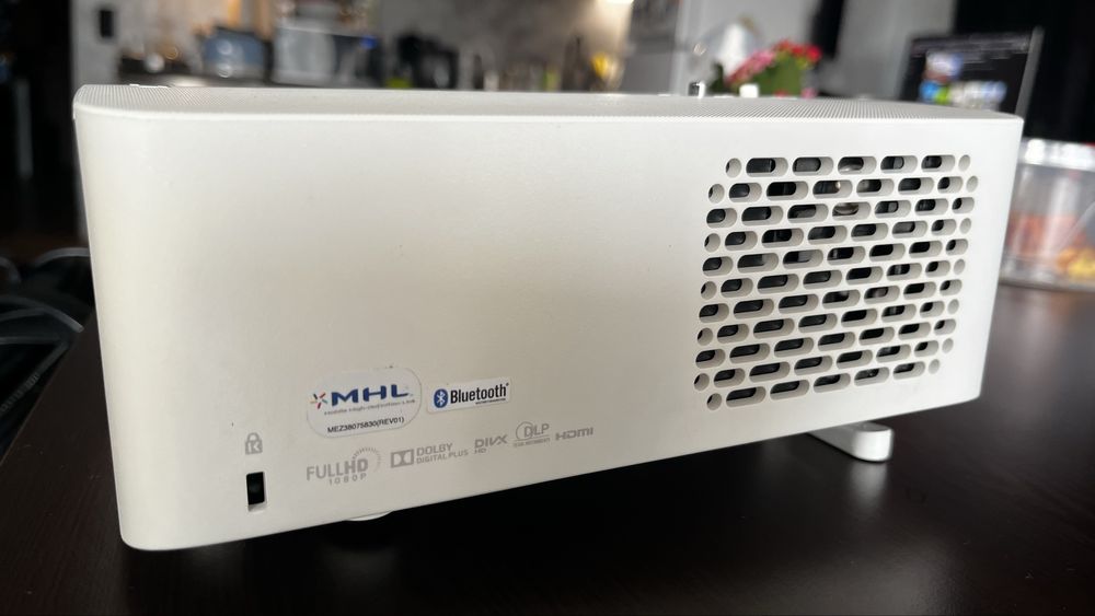 Проектор LG PF1500G  FullHD LED Projector