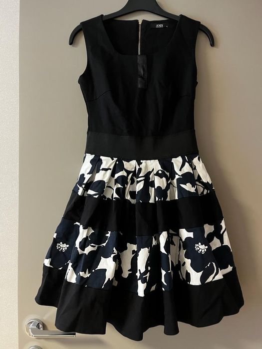 Рокля тип Барби - черно и бяло