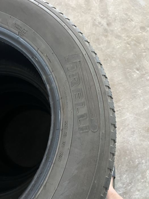 Продам резину pirelli 265/60/18