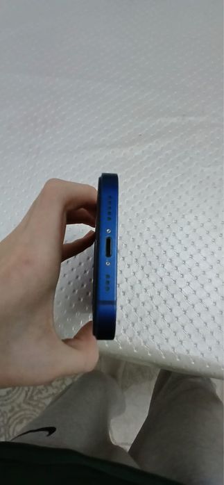 Айфон 12 минус фейс нету