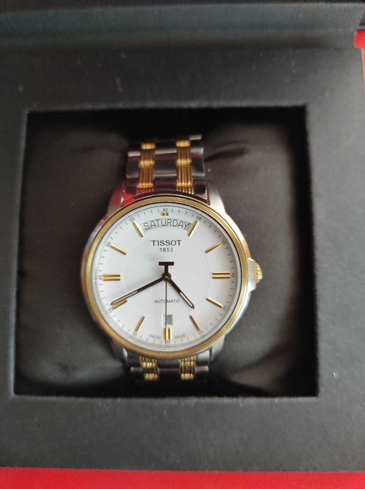 Продавам оригинален швейцарски часовник Tissot Automatic III