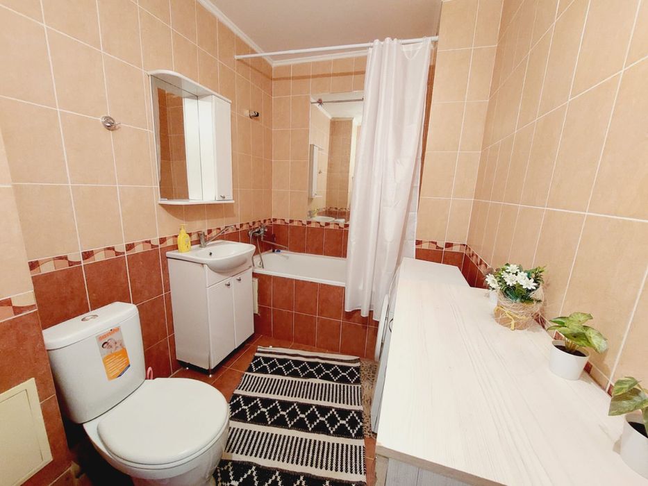 Посуточно 1ком кв Евразия, Встреча 6000ночь