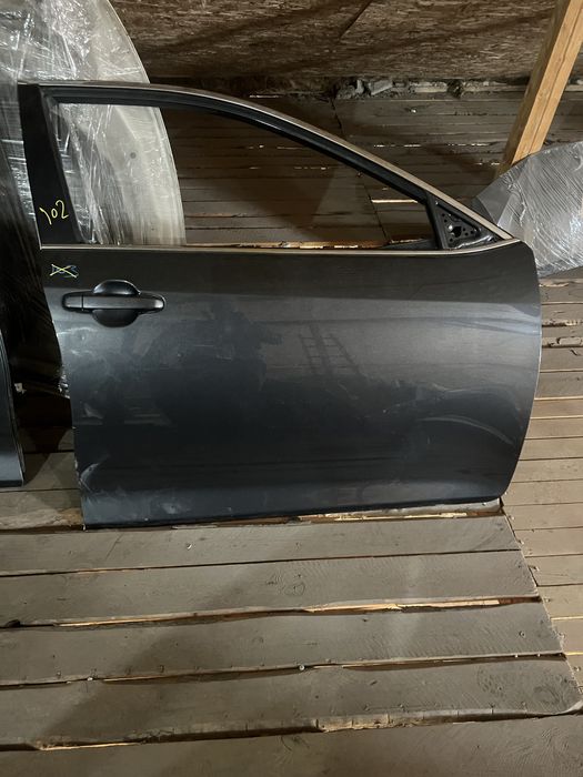 Toyota камри 50 двери