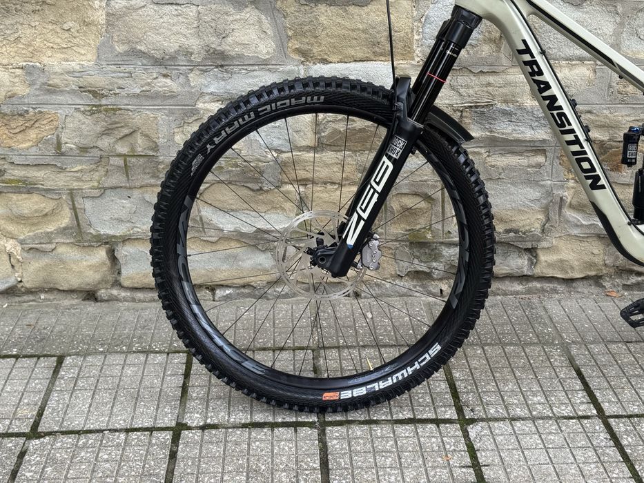 Планински карбонов велосипед TRANSITION PATROL  CARBON( L размер)