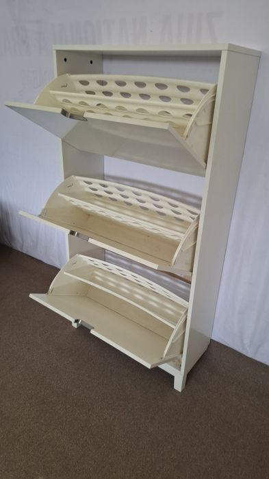 Pantofar IKEA STÄLL alb