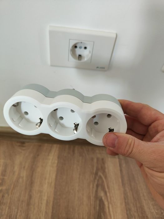 Triplu ștecher / la alegere 2 modele , preț pe bucata