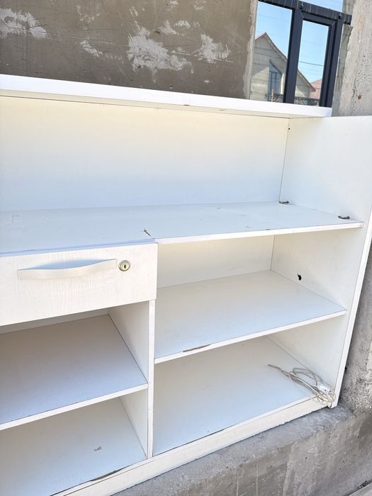 Ресепшн б/у для магазина