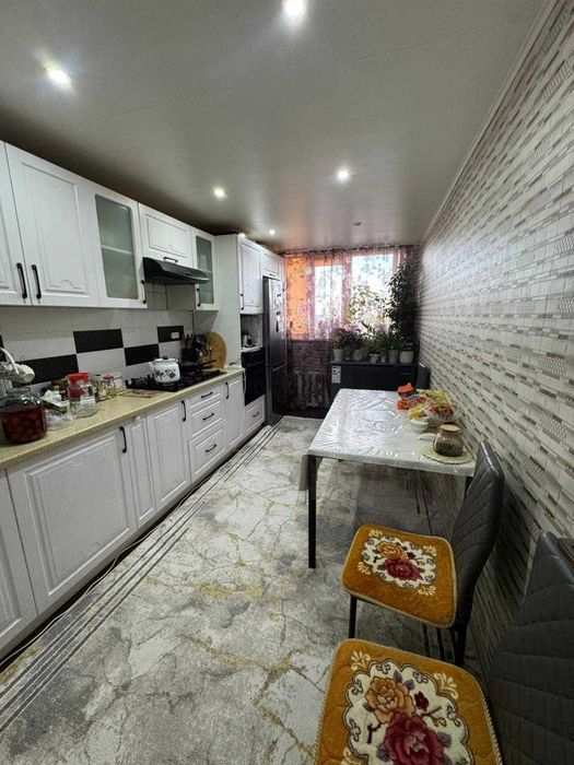 Продается 3 ком квартира район Зиг Заг