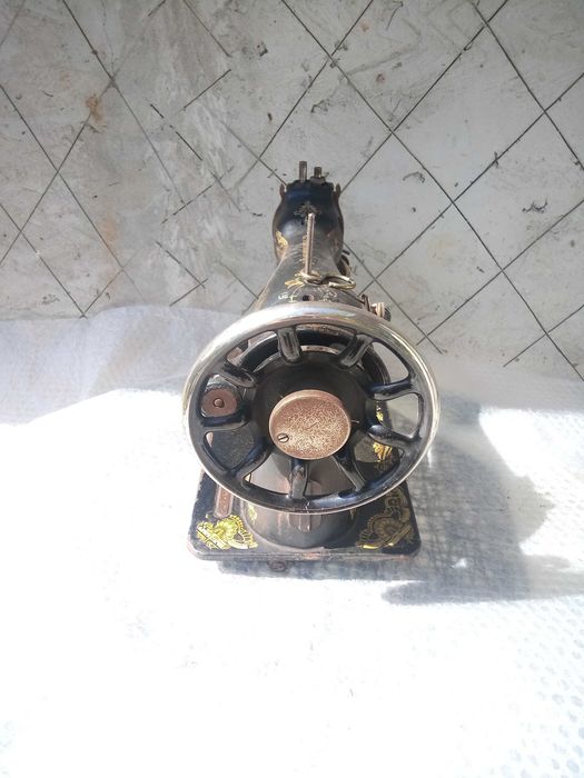 Vanzare masina de cusut THE SINGER MANFG.CO