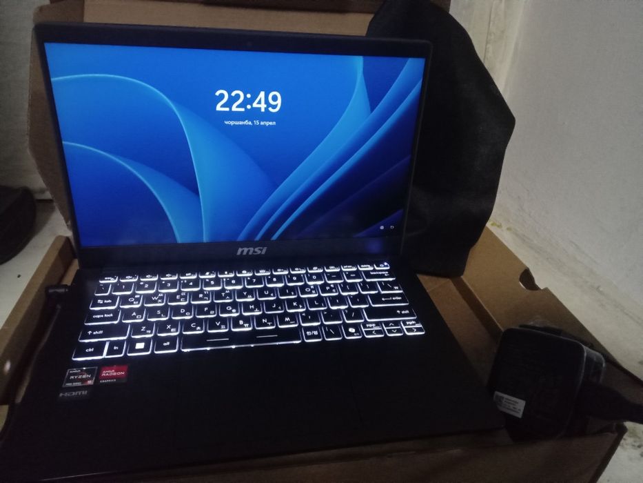 MSI noutbuk. 8/512GB