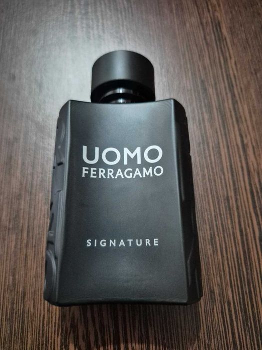 Feragamo uomo signature