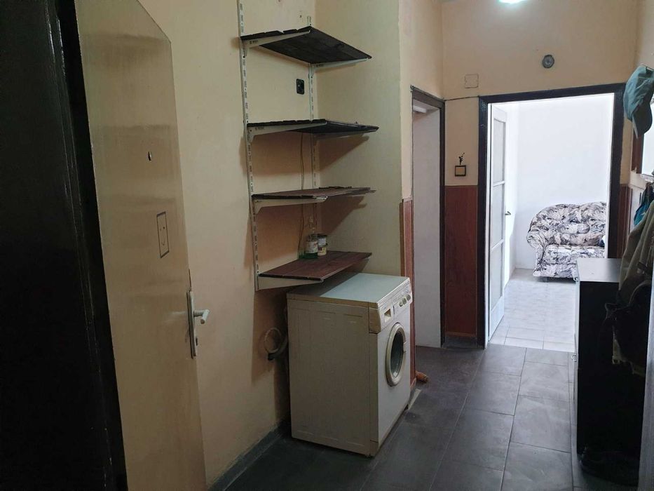 Дава се под наем Двустаен апартамент в София, Подуяне - 100 кв.м за 350 € - Снимка #2