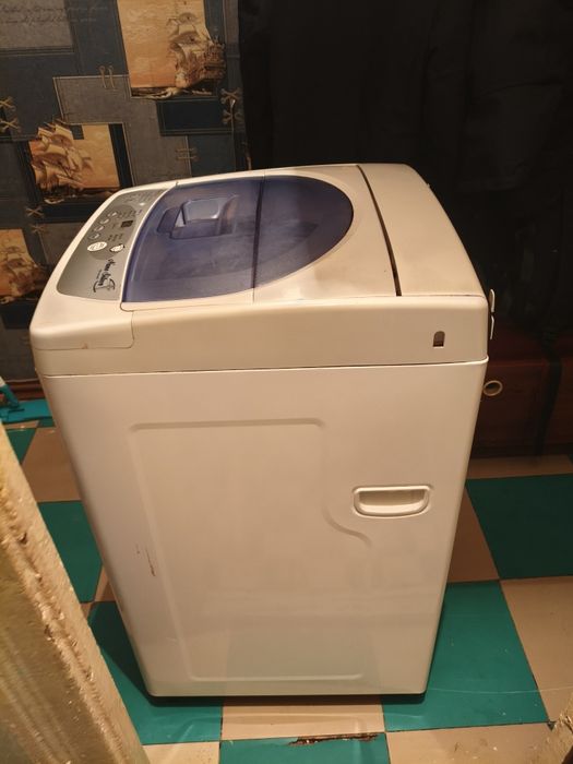 Продам стиральную машину Daewoo 6кг