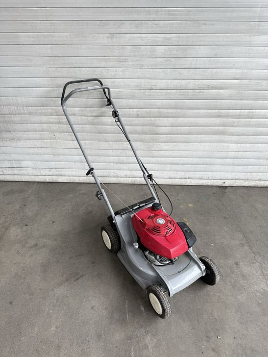 Продавач Косачка HONDA