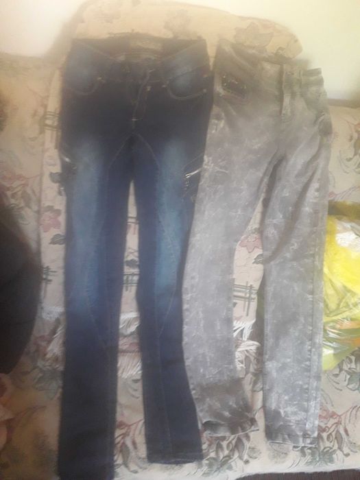 Джинсы подростковые...
