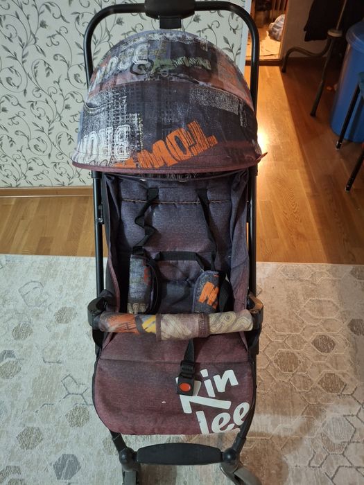 Коляска, не сломона