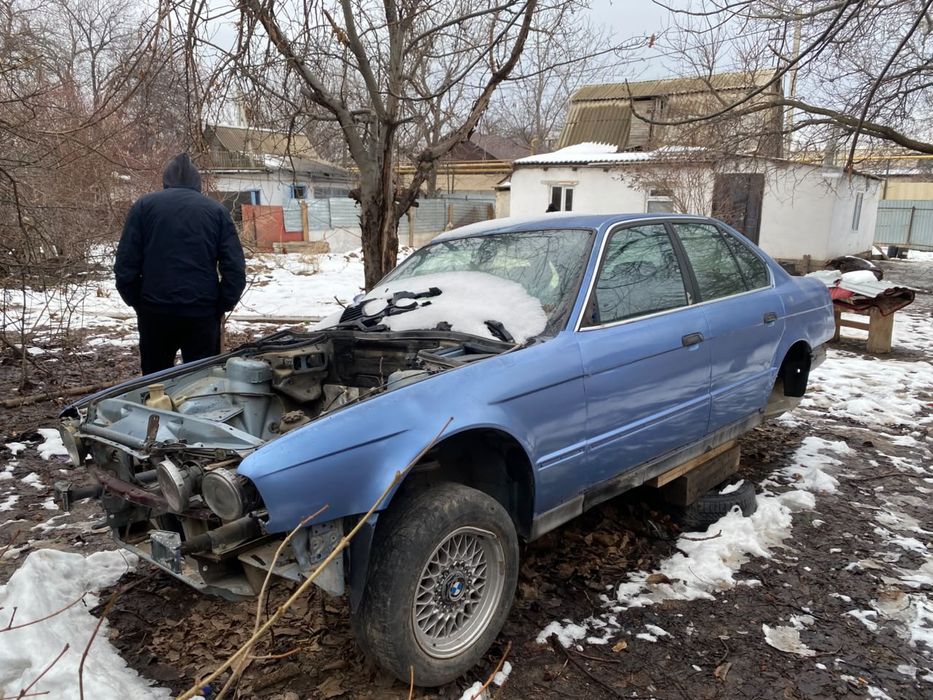 Запчасти на БМВ е34