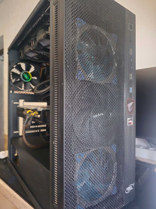 Vand PC Gaming Ryzen 5 3600 / RX 580 8GB / 16GB / 1TB + Monitor + Periferice