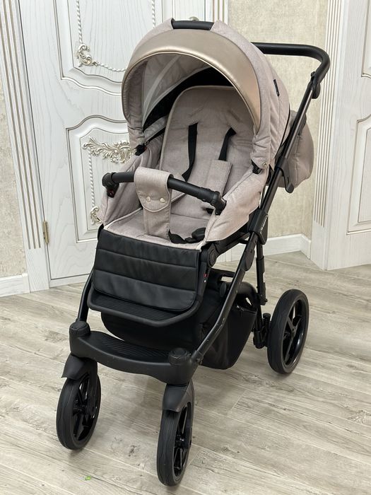 Коляска Adamex Bibione 2в1