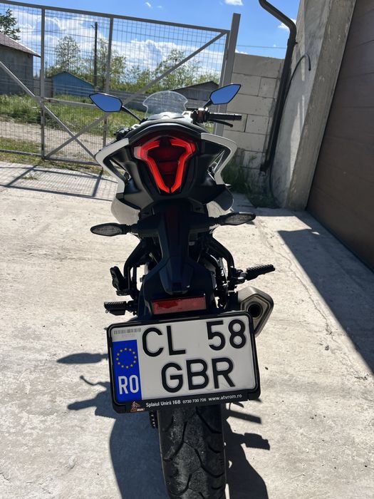 CFMoto 300sr 2025