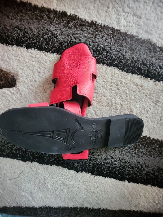 Топ Summer flip-flops