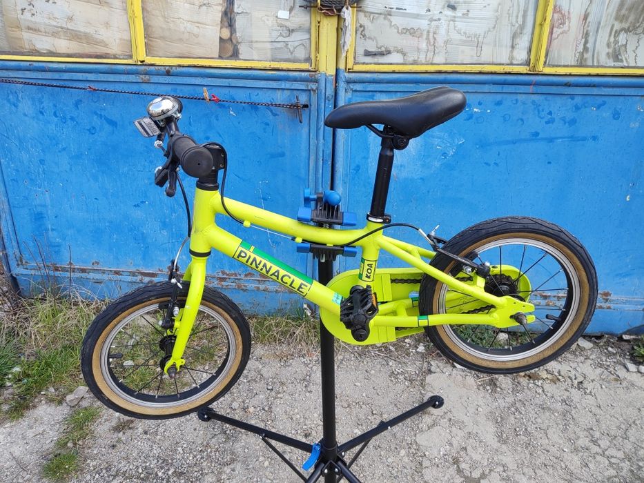 Продавам Boardmah hyb 8.8