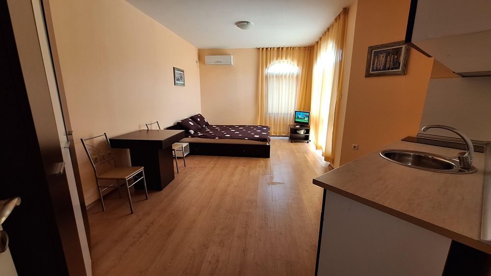 Продава се Едностаен апартамент в к.к. Слънчев бряг - 42 кв.м за 1072 €/кв.м - Снимка #3