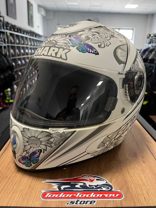 Мото каска  за мотор SHARK S800 Buterfly,M 57-58 ,перфектно състояние