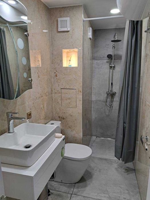 Дава се под наем Двустаен апартамент в София, Красно село - 66 кв.м за 700 € - Снимка #1