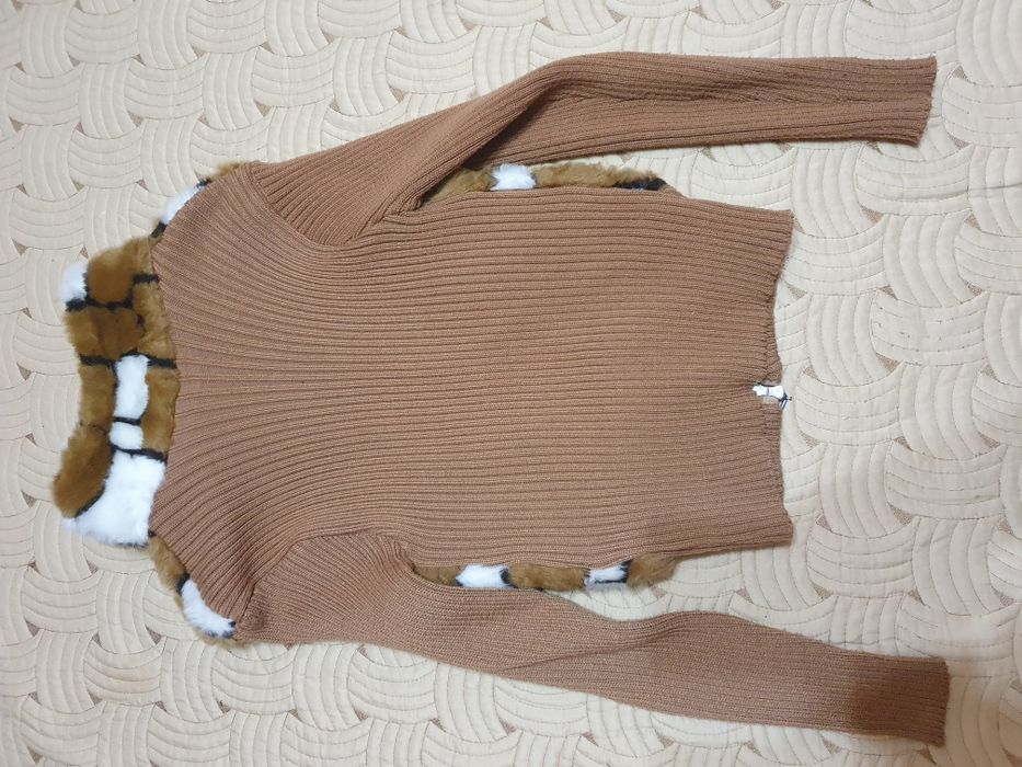 Hanorac tip sfetar cu blanita