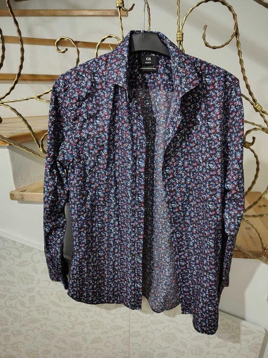 3 Cămăși barbatesti deosebite.