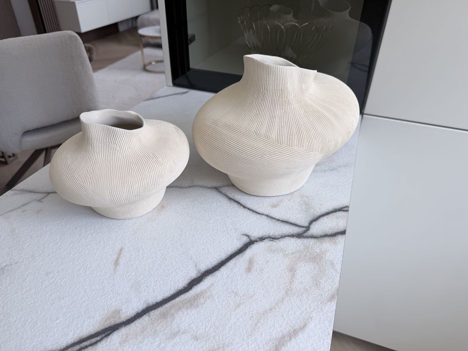 Стилни вази от Zara Home