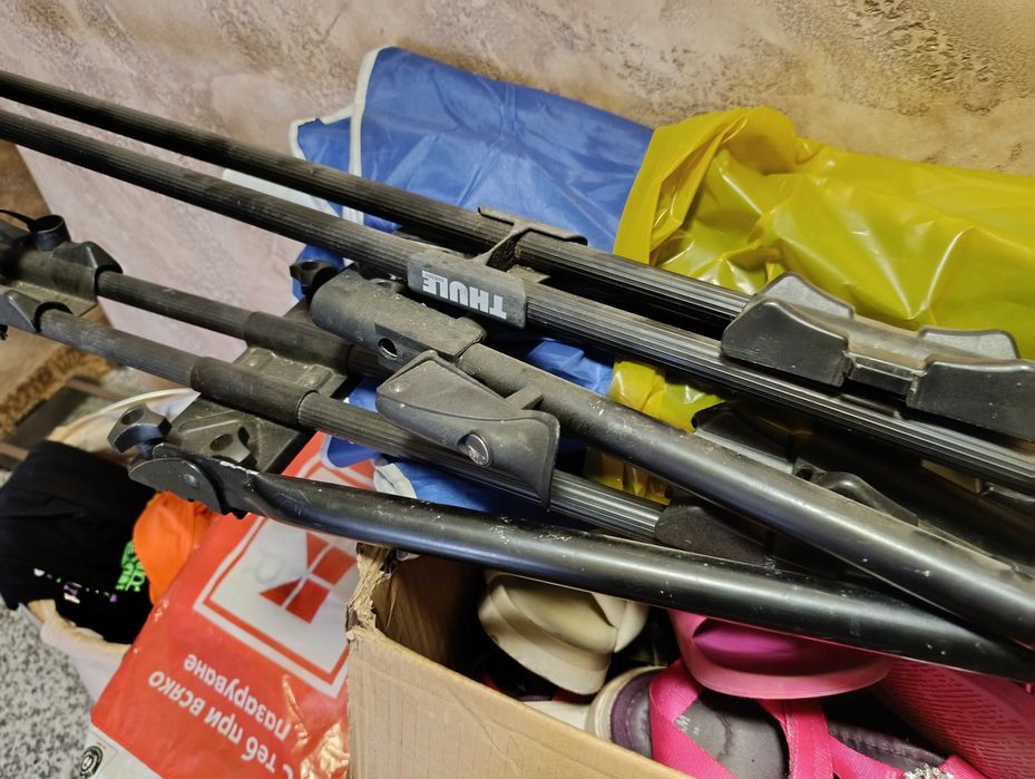 Thule стойки и релси багажник за колело към тавана на кола