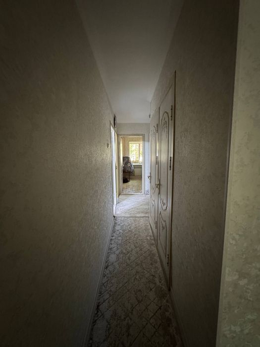 Срочно продам 3-х комнатную квартиру 65кв.м+подвал 80кв.м