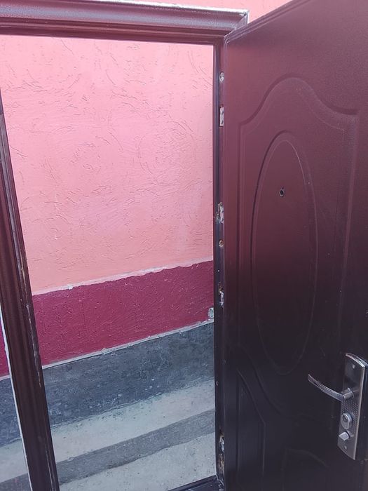 Буу есік сатылады