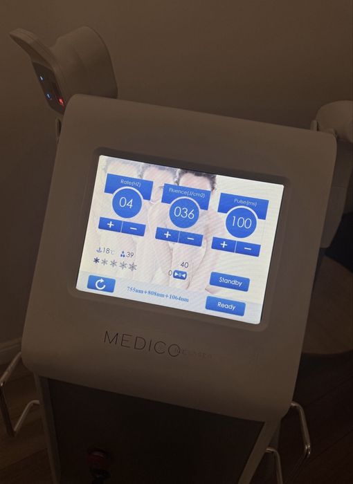 Aparat epilare laser